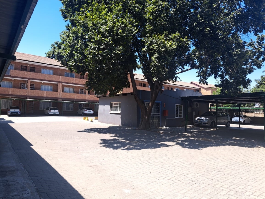 1 Bedroom Property for Sale in Rustenburg Central North West